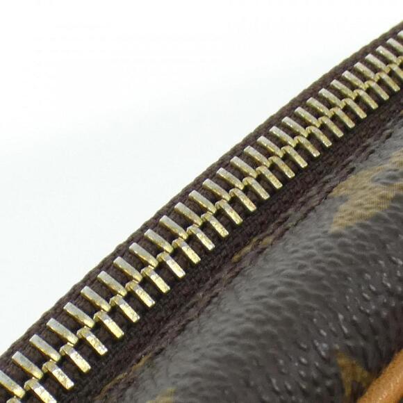 LOUIS VUITTON Brown Monogram Shoulder Bag - Picture 8 of 10